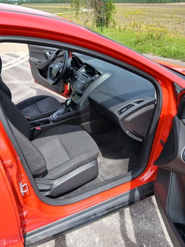 Ford Focus 4dr Sdn SE 2016