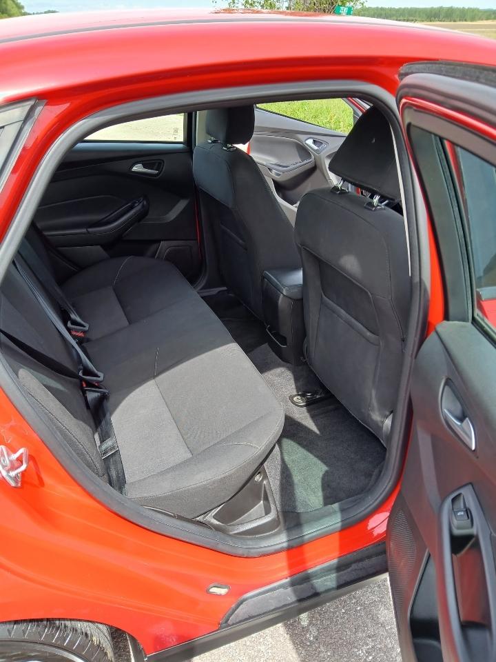 Ford Focus 4dr Sdn SE 2016