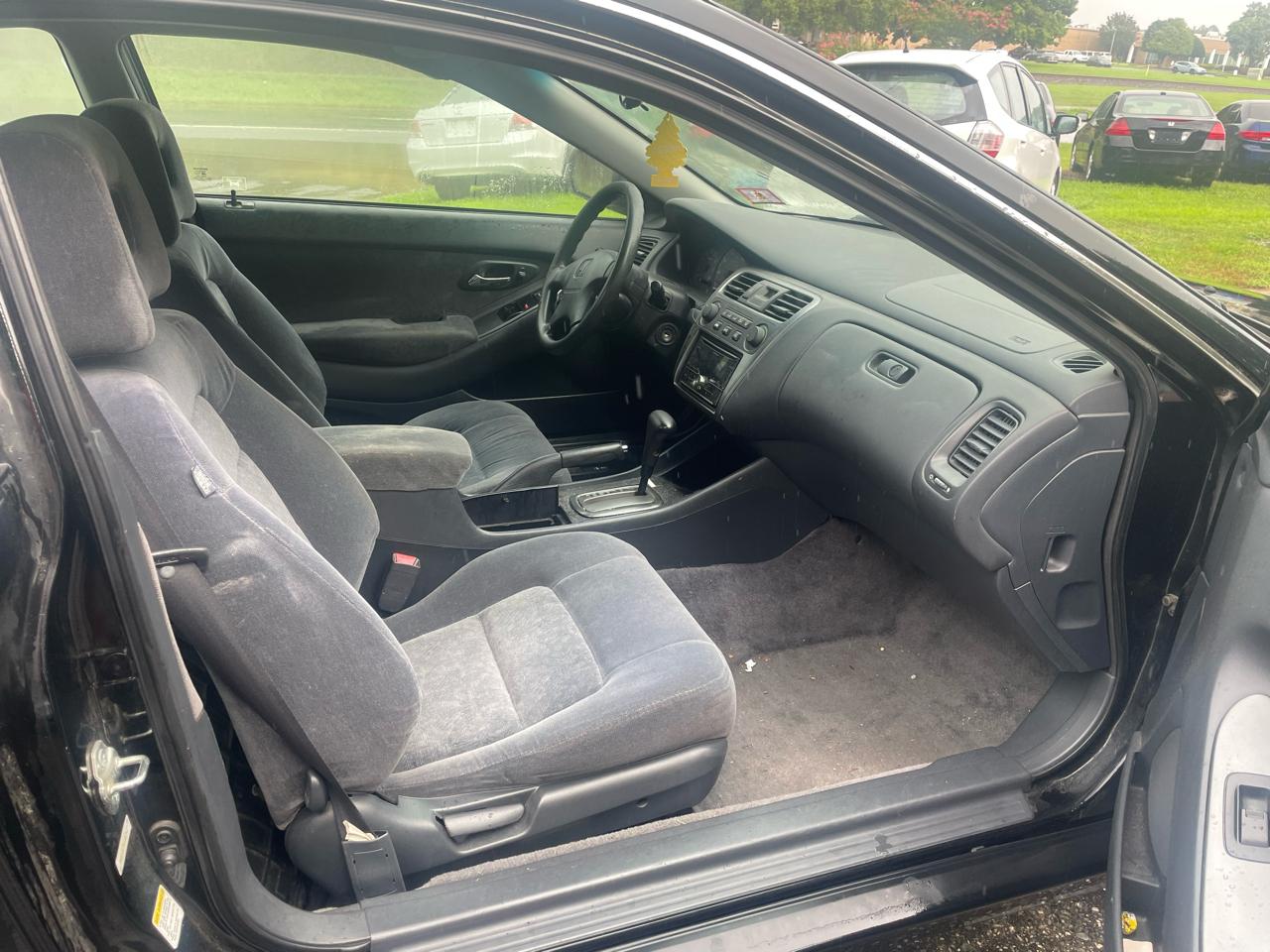 Honda Accord EX Coupe with Leather 2001