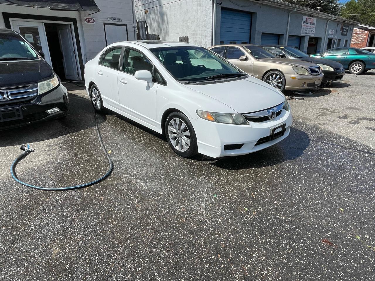 Honda Civic EX Sedan 5-Speed MT 2009