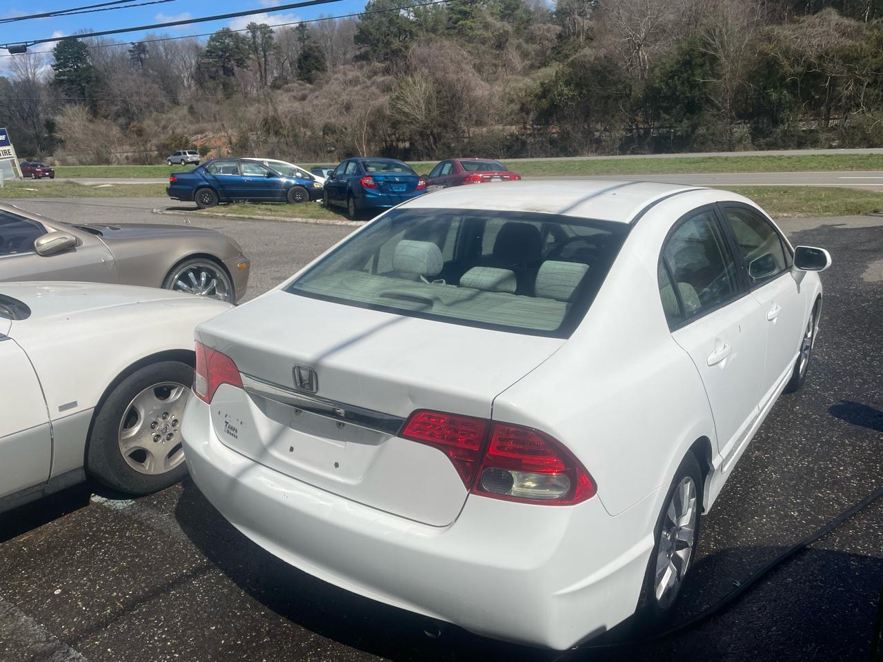 Honda Civic EX Sedan 5-Speed MT 2009