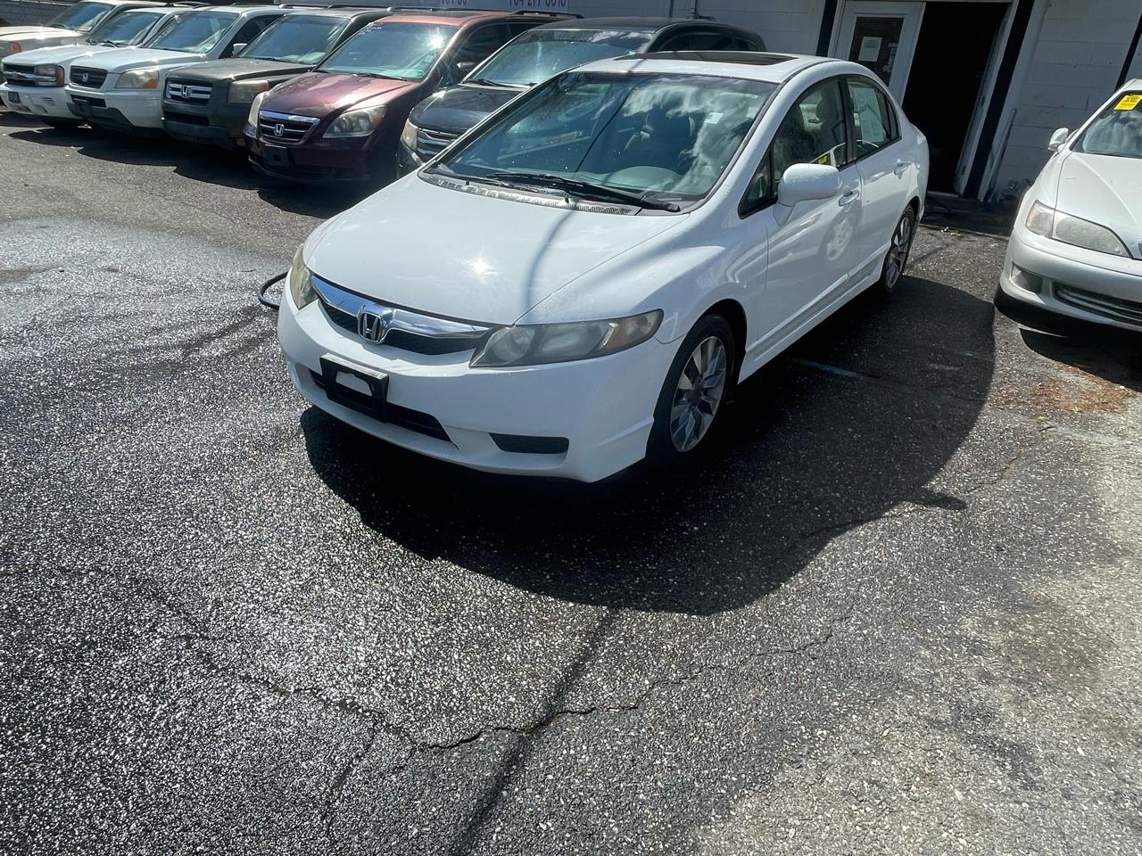 Honda Civic EX Sedan 5-Speed MT 2009