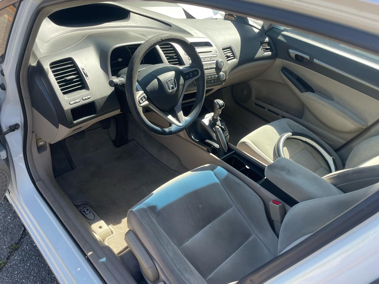 Honda Civic EX Sedan 5-Speed MT 2009
