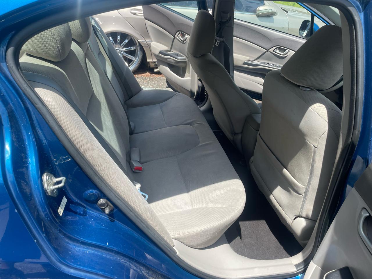 Honda Civic 4dr Sdn LX Auto 2012