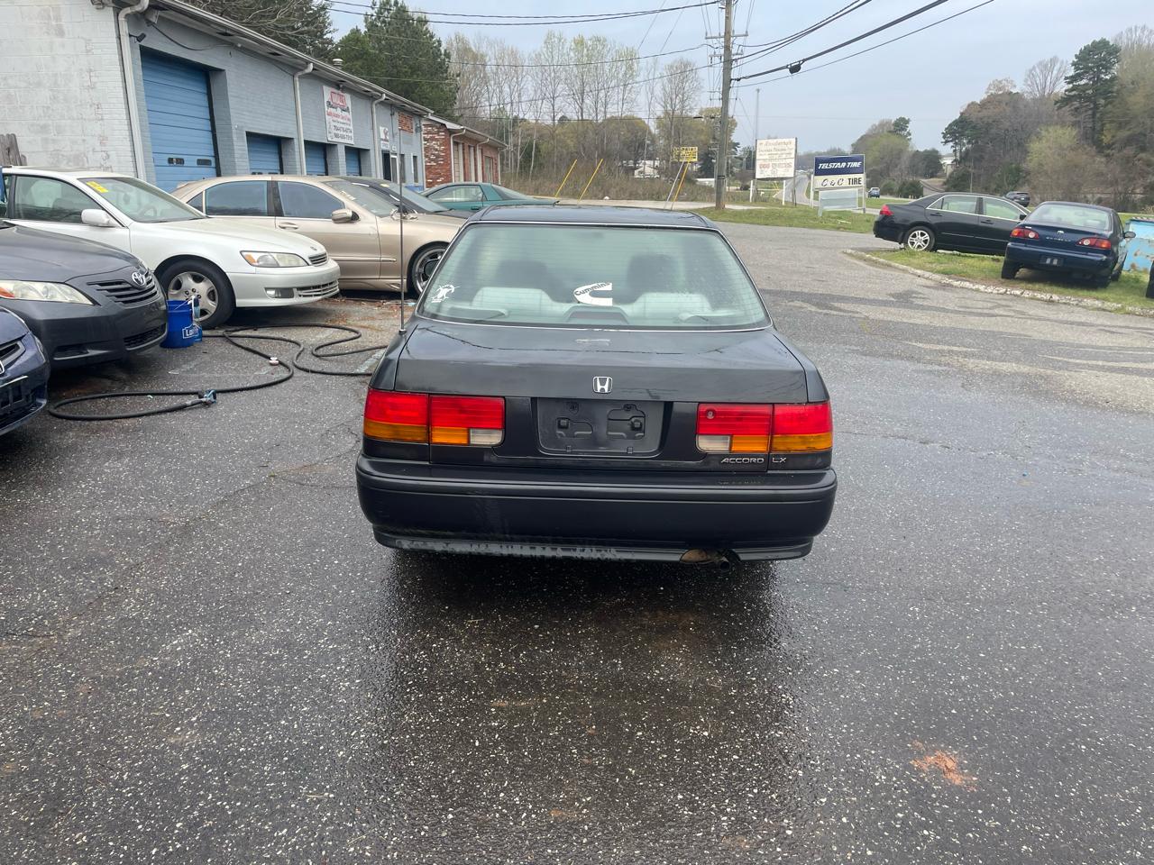 Honda Accord LX sedan 1993
