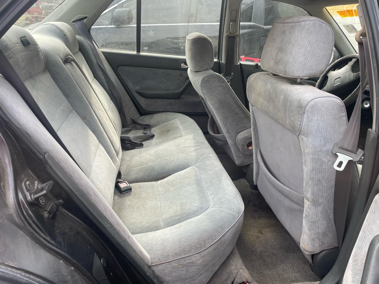 Honda Accord LX sedan 1993