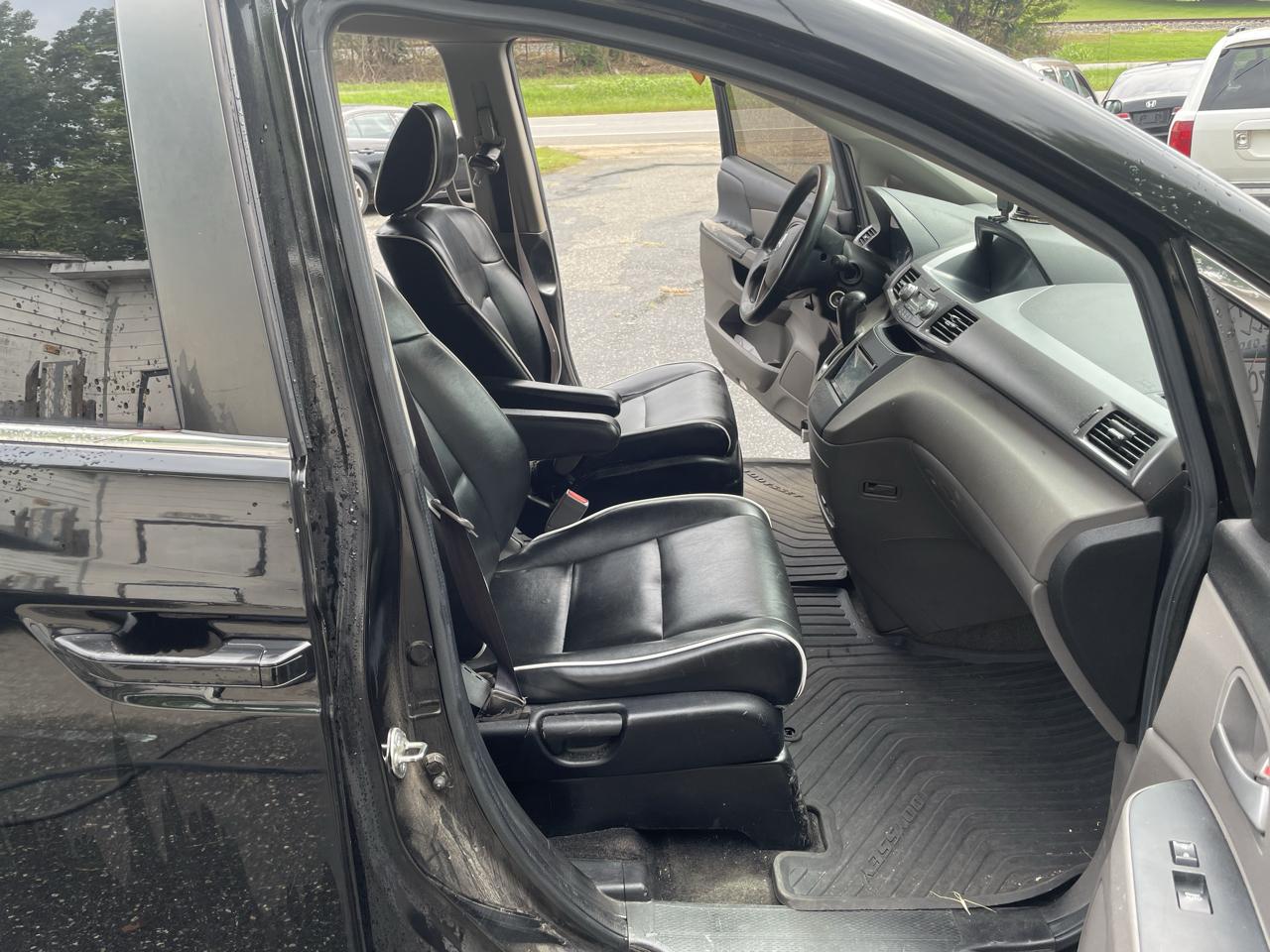 Honda Odyssey LX 2013