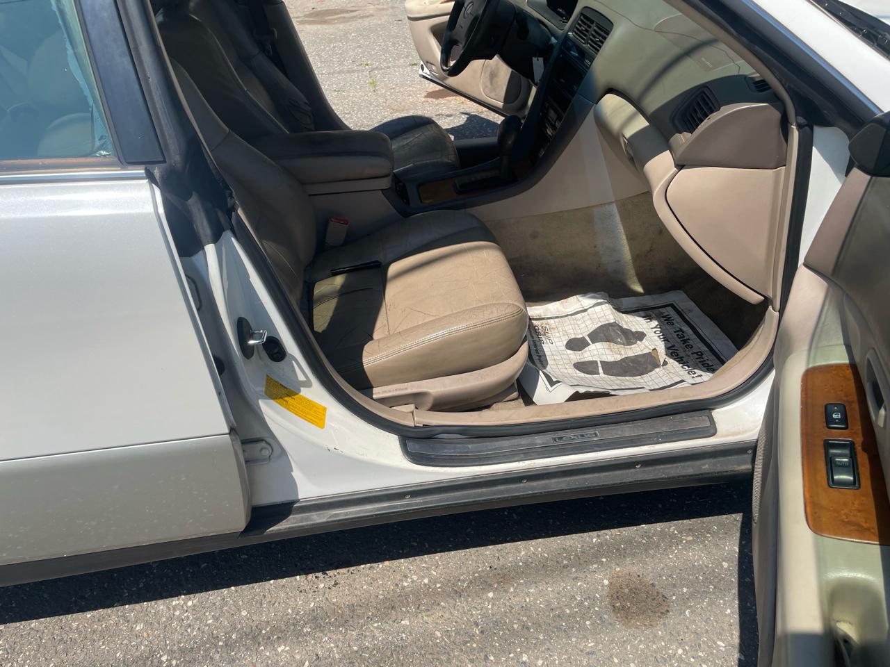 Lexus ES 300  2000
