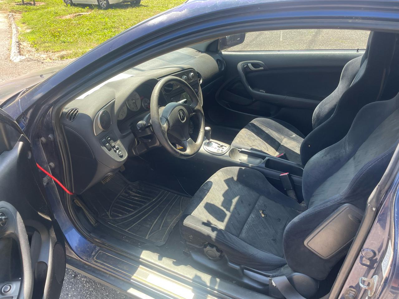 Acura RSX Coupe with 5-speed AT 2004