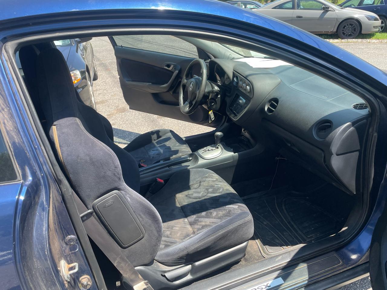 Acura RSX Coupe with 5-speed AT 2004