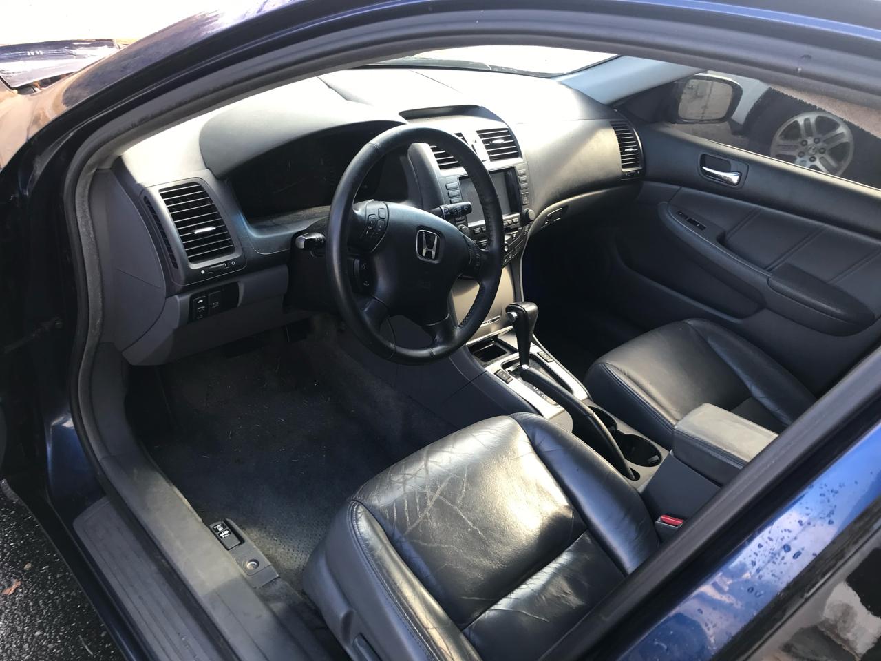 Honda Accord EX V-6 Sedan AT with Navigation System and XM Radi 2005