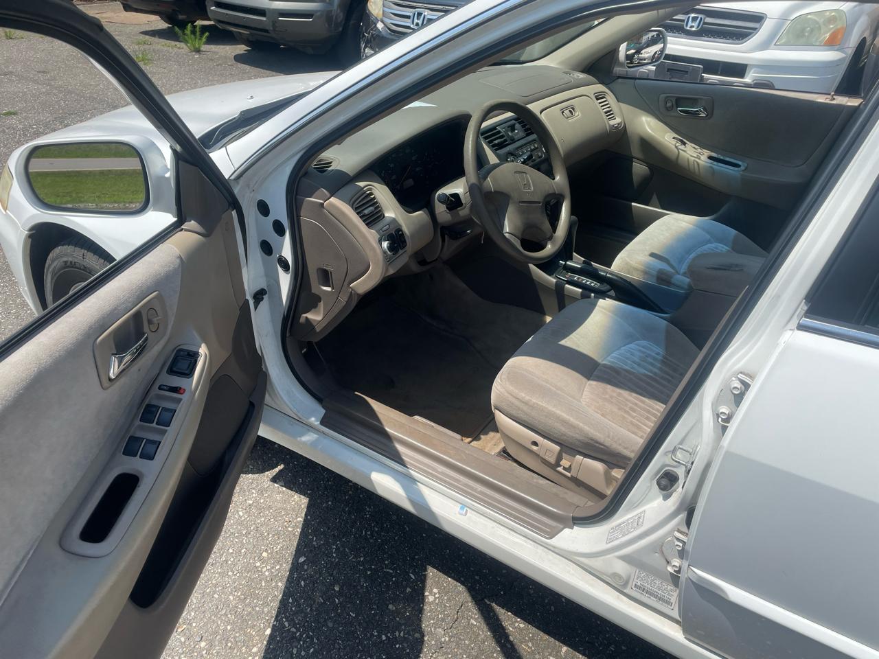 Honda Accord EX sedan 1998