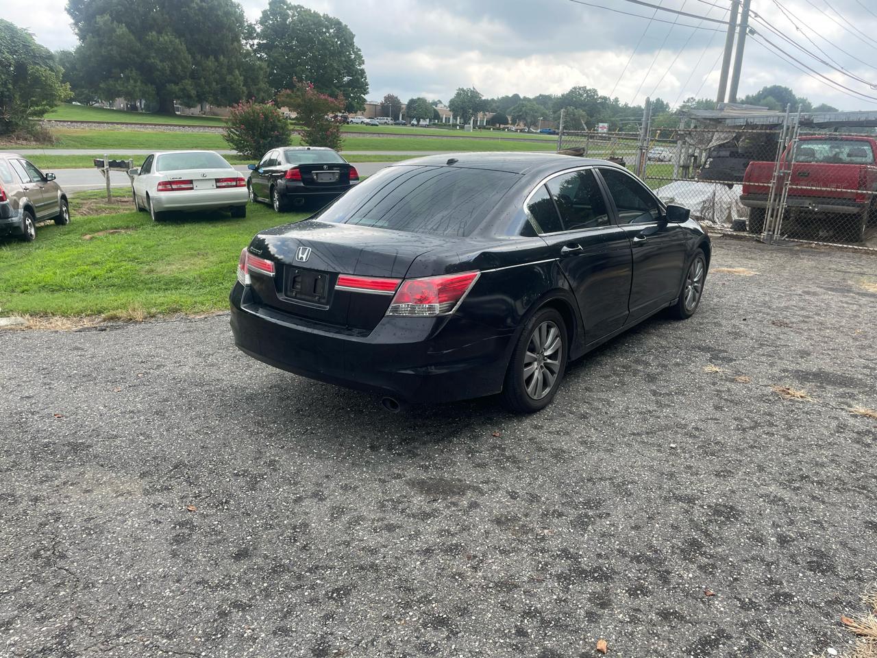 Honda Accord EX-L Sedan AT 2011