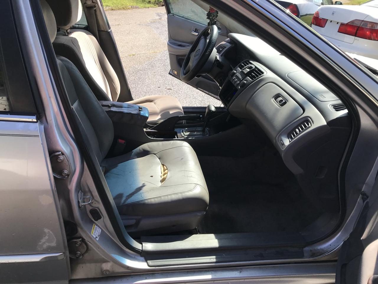 Honda Accord EX Sedan with Leather 2001