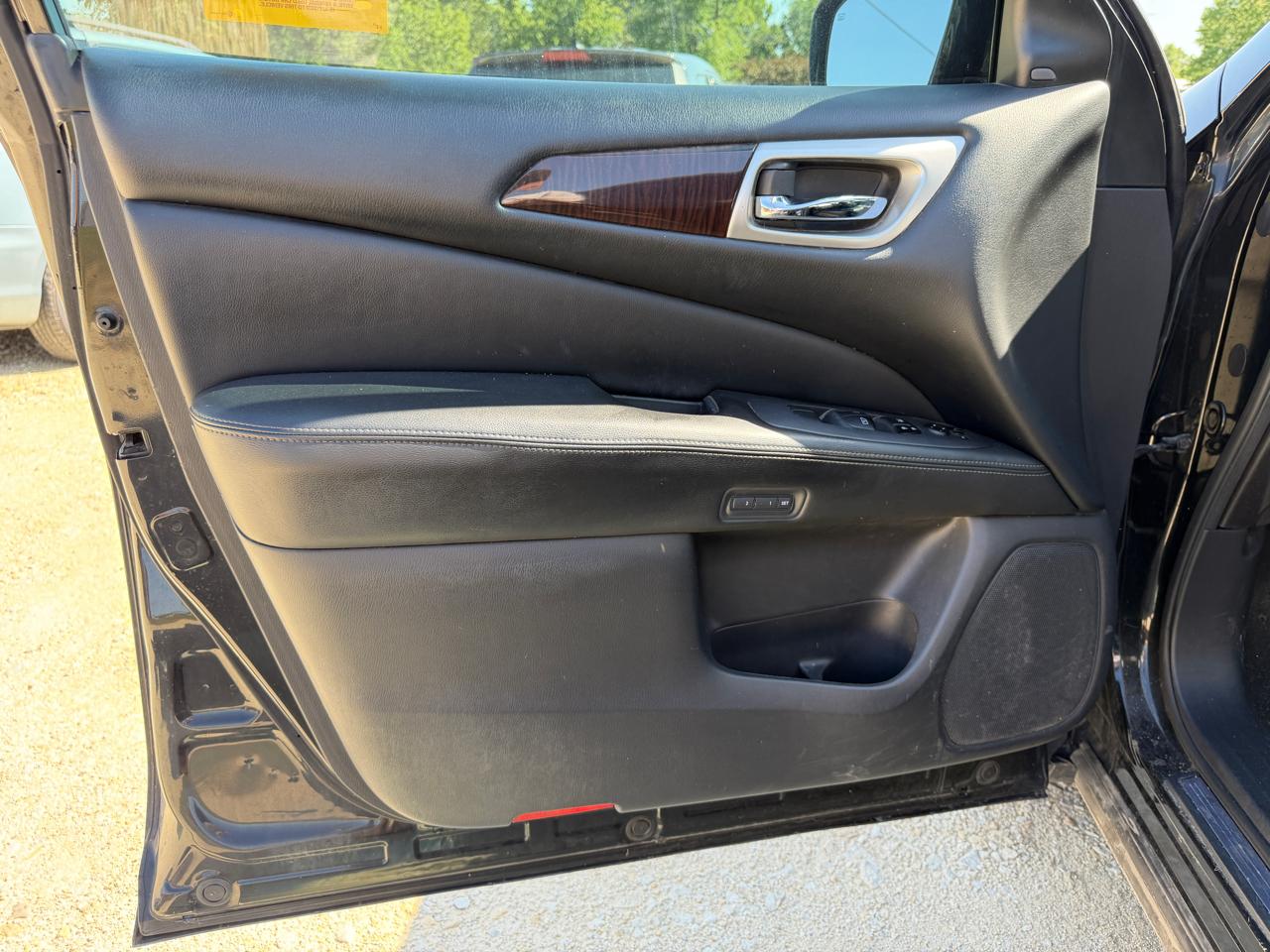 Nissan Pathfinder S 4WD 2016