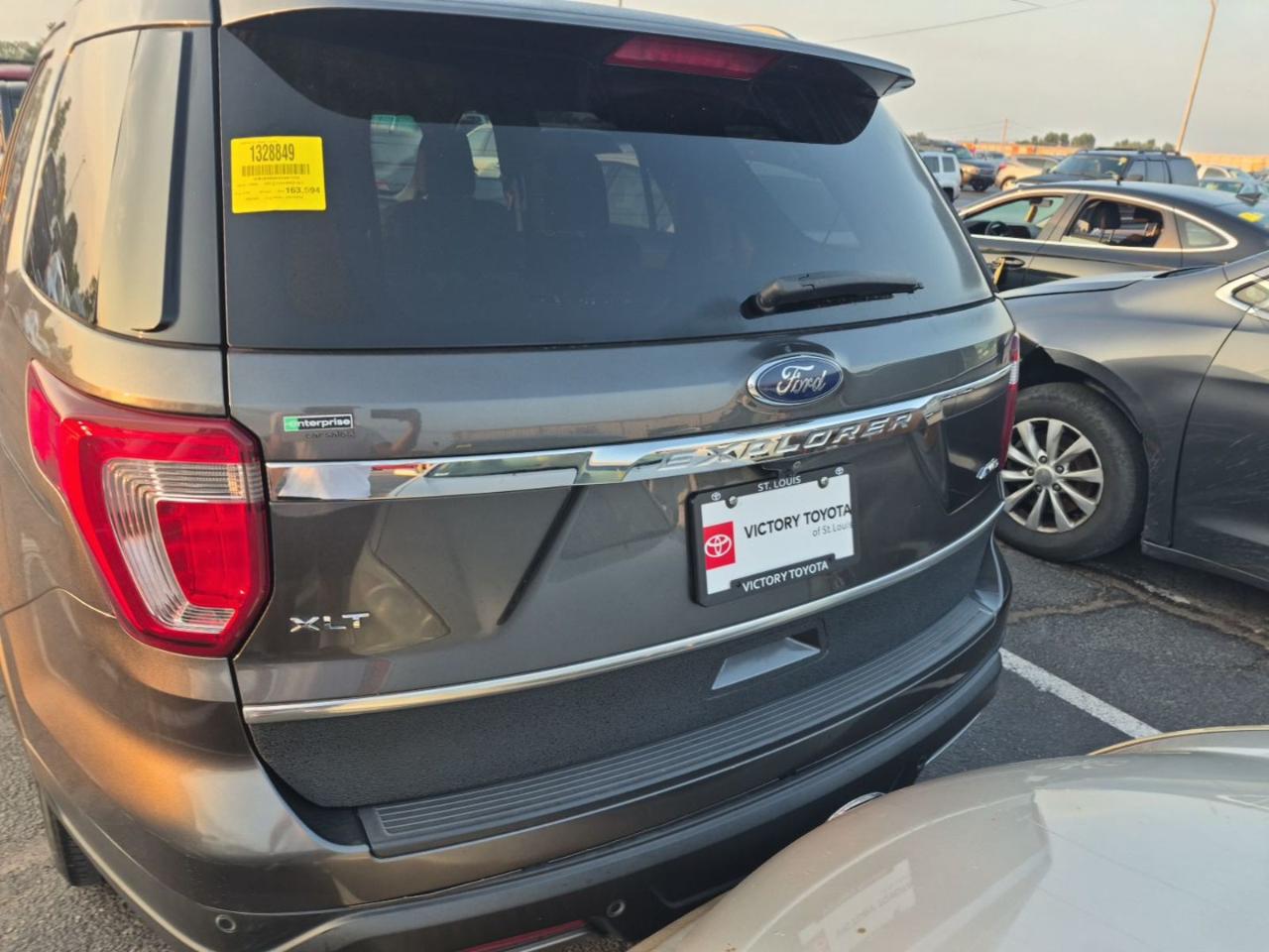 Ford Explorer XLT 4WD 2019