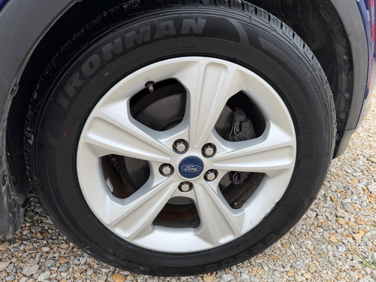 Ford Escape SE FWD 2016