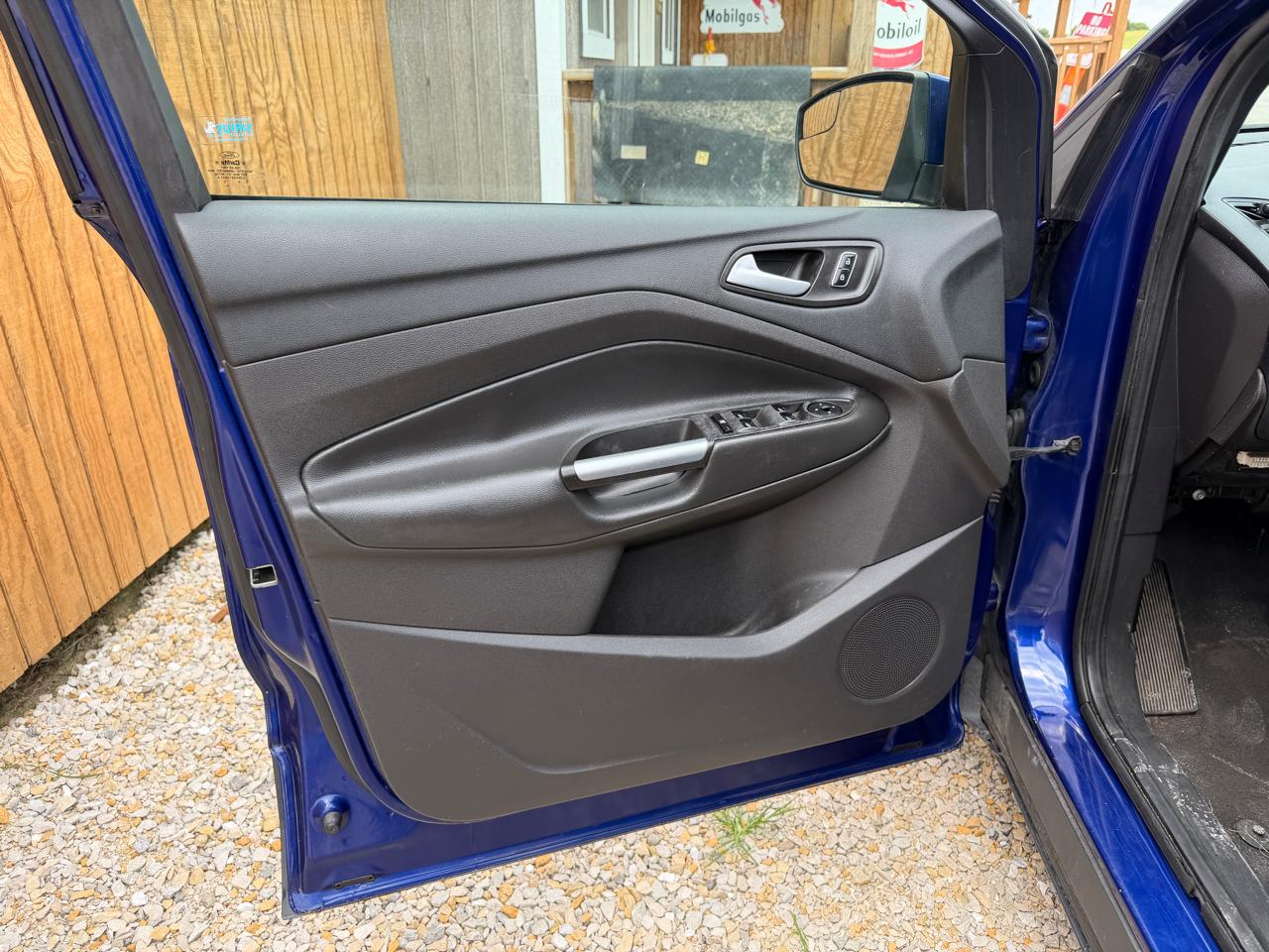 Ford Escape SE FWD 2016