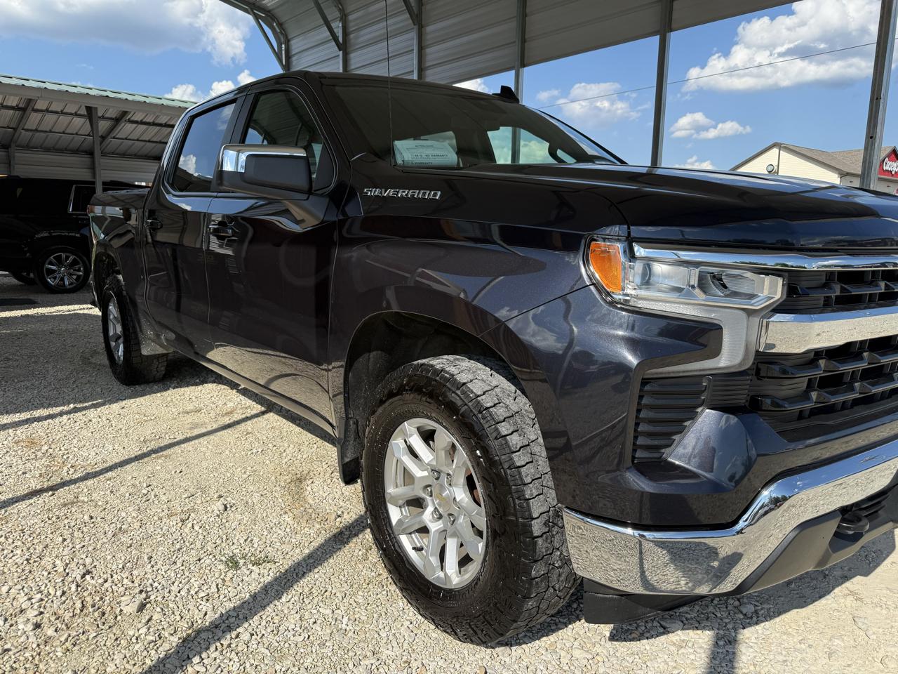 Chevrolet Silverado 1500 1LT Crew Cab 4WD 2023