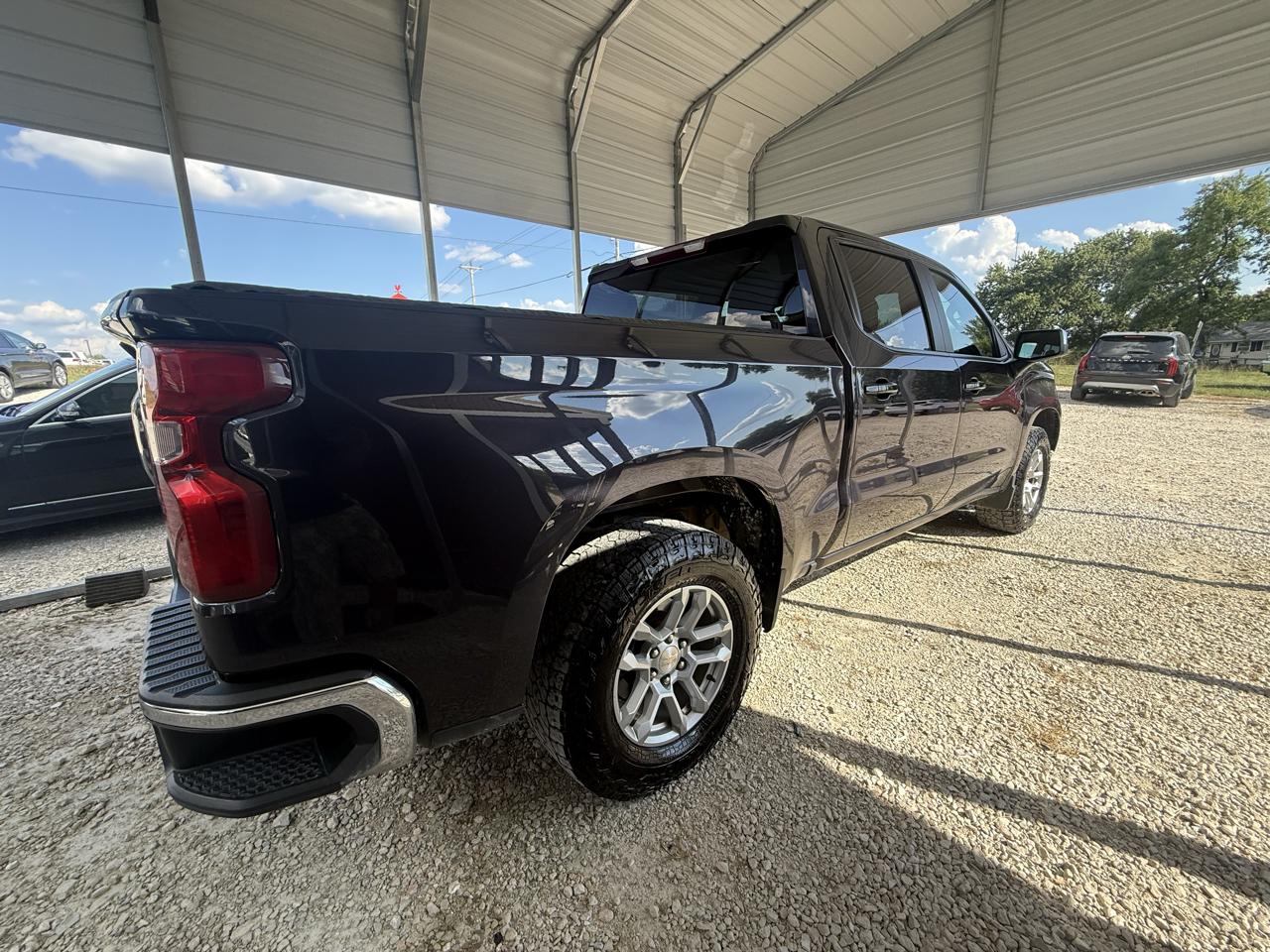 Chevrolet Silverado 1500 1LT Crew Cab 4WD 2023