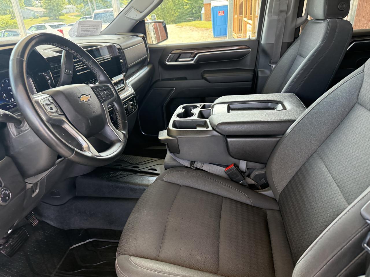 Chevrolet Silverado 1500 1LT Crew Cab 4WD 2023