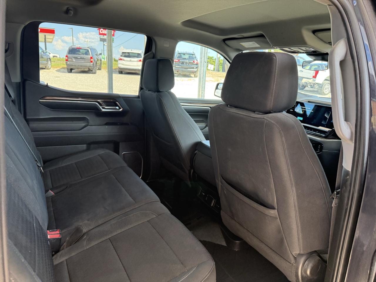 Chevrolet Silverado 1500 1LT Crew Cab 4WD 2023