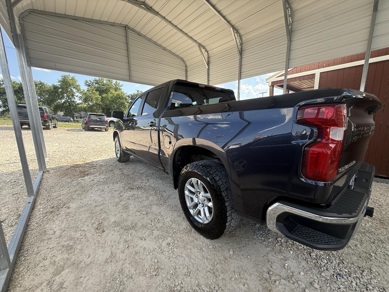 Chevrolet Silverado 1500 1LT Crew Cab 4WD 2023