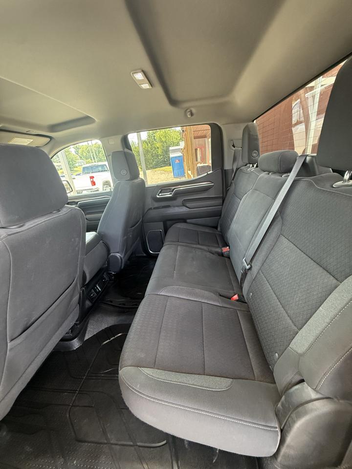 Chevrolet Silverado 1500 1LT Crew Cab 4WD 2023