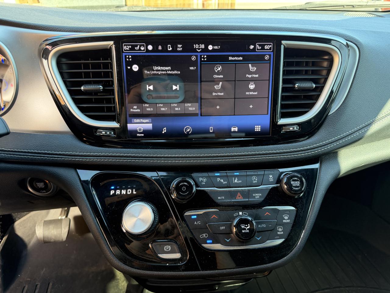 Chrysler Pacifica Touring L AWD 2023