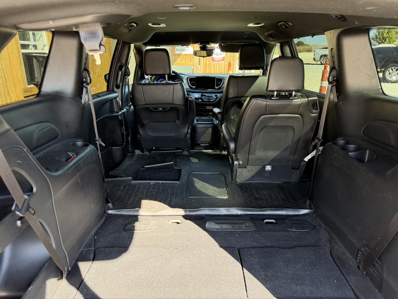 Chrysler Pacifica Touring L AWD 2023