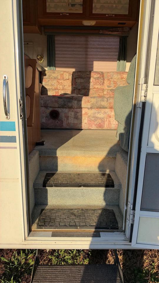 Ford Stripped Chassis Motorhome  1999