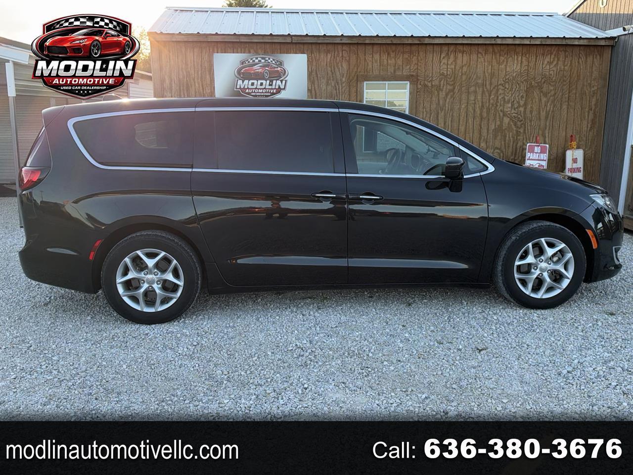 2019 Chrysler Pacifica Touring Plus