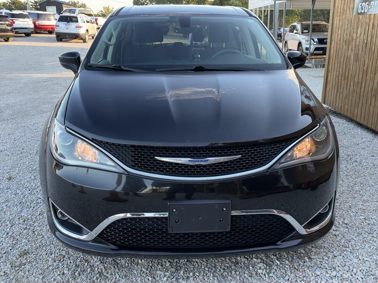 Chrysler Pacifica Touring Plus 2019