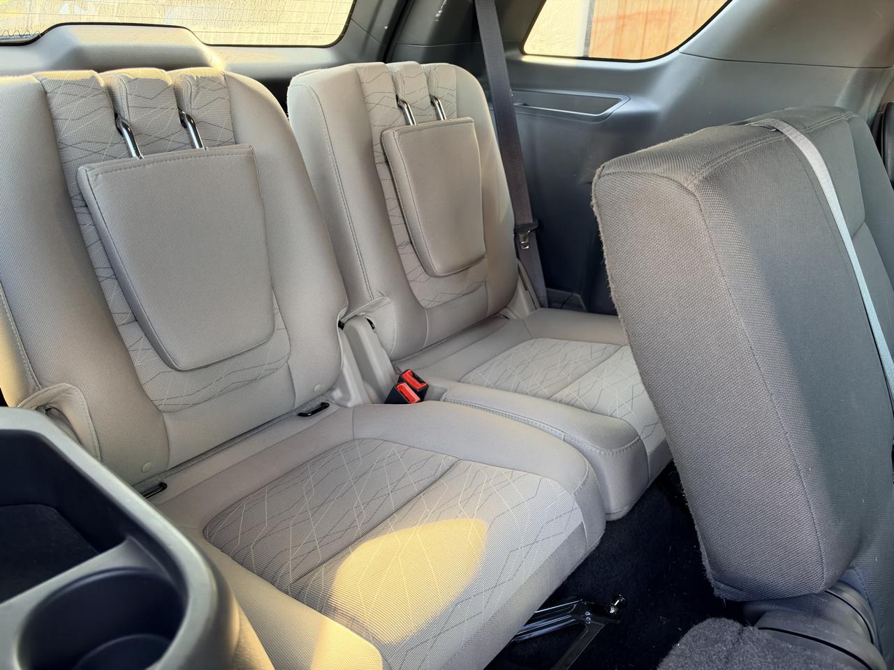 Ford Explorer Base 4WD 2013