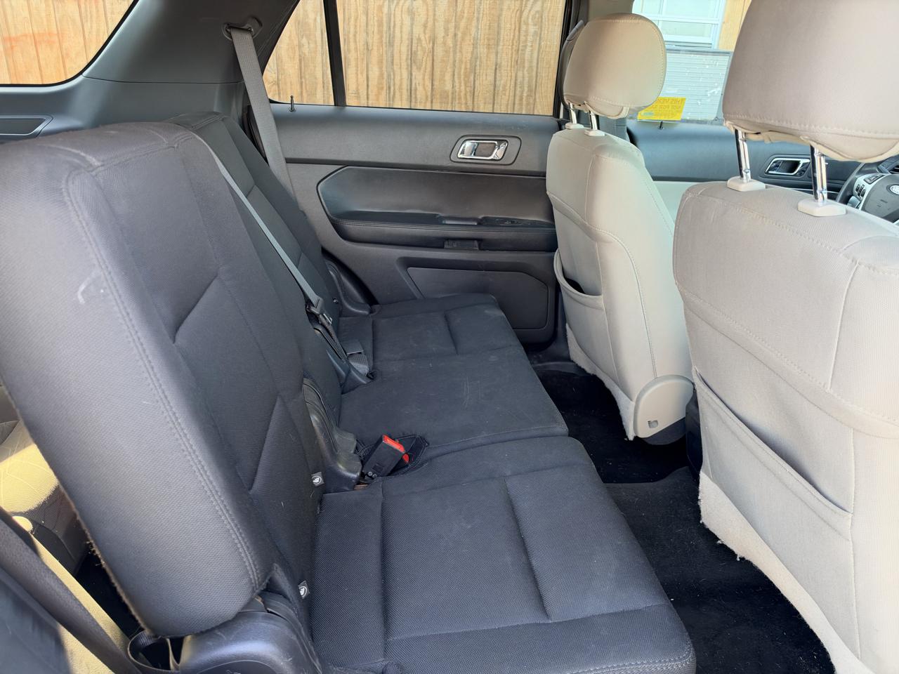 Ford Explorer Base 4WD 2013