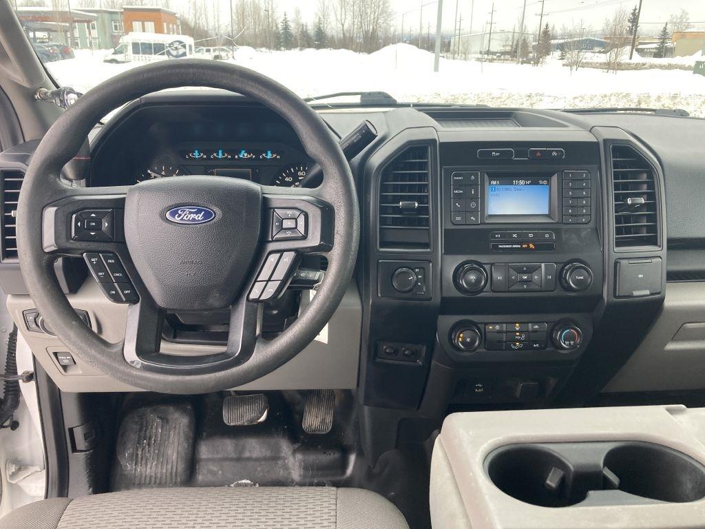 Ford F-150 XL SuperCab 8-ft. Bed 4WD 2020