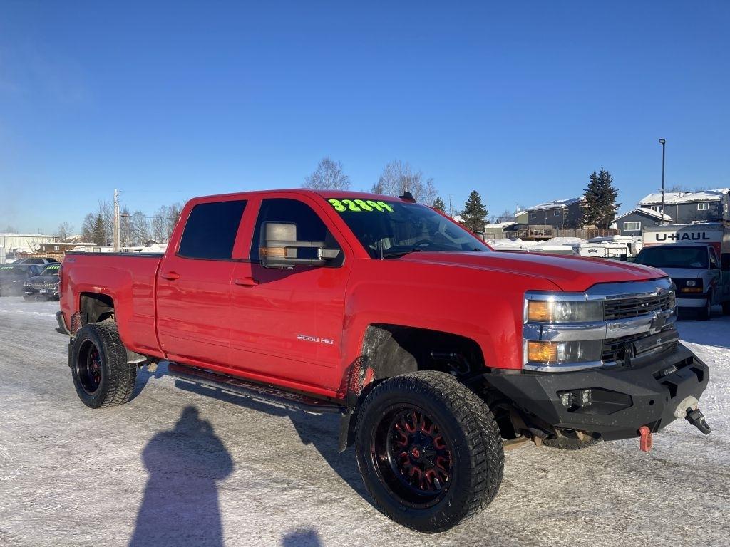 Chevrolet Silverado 2500HD LT Crew Cab 4WD 2015