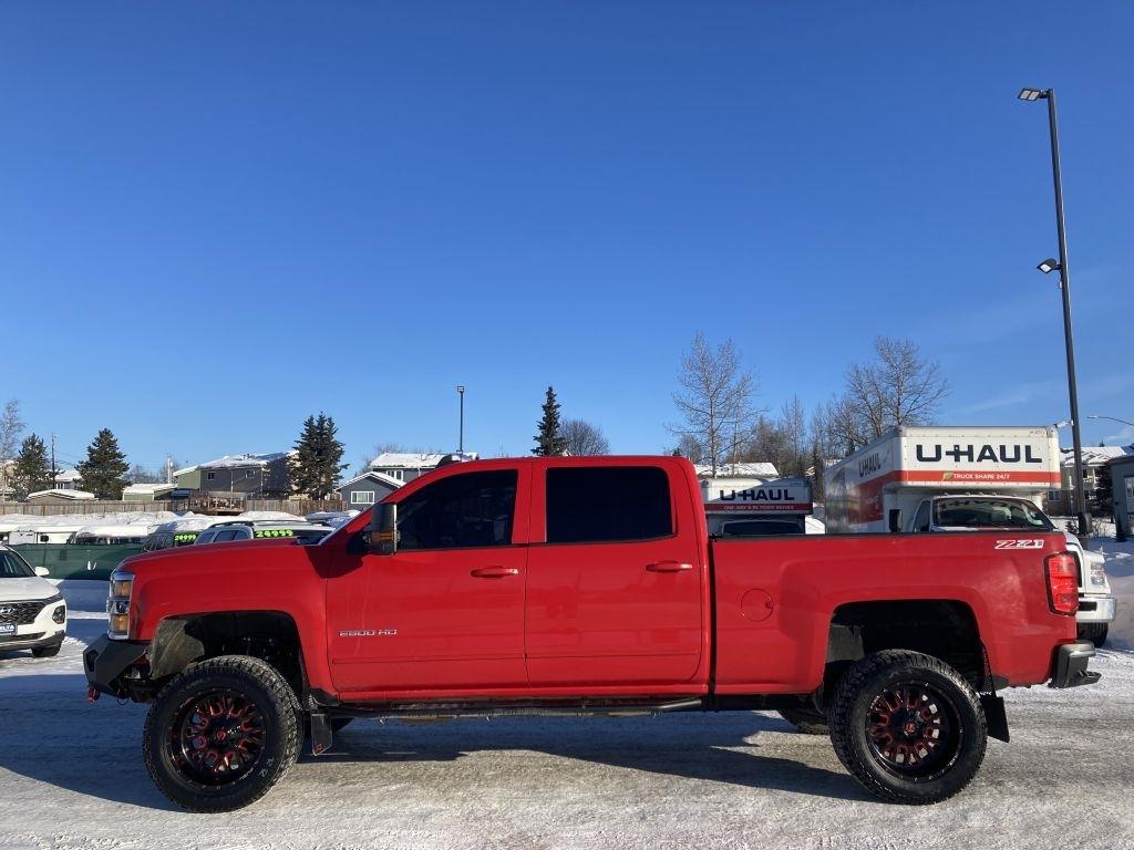 Chevrolet Silverado 2500HD LT Crew Cab 4WD 2015