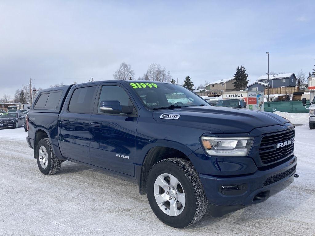 RAM 1500 Big Horn Crew Cab SWB 4WD 2020
