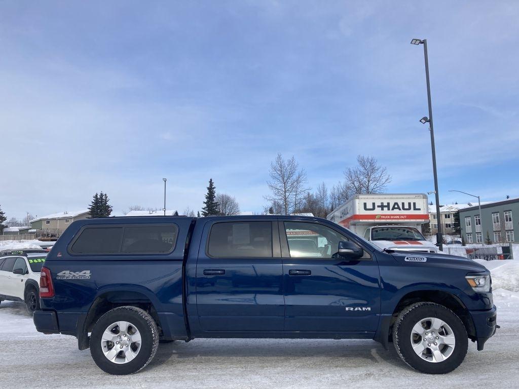 RAM 1500 Big Horn Crew Cab SWB 4WD 2020
