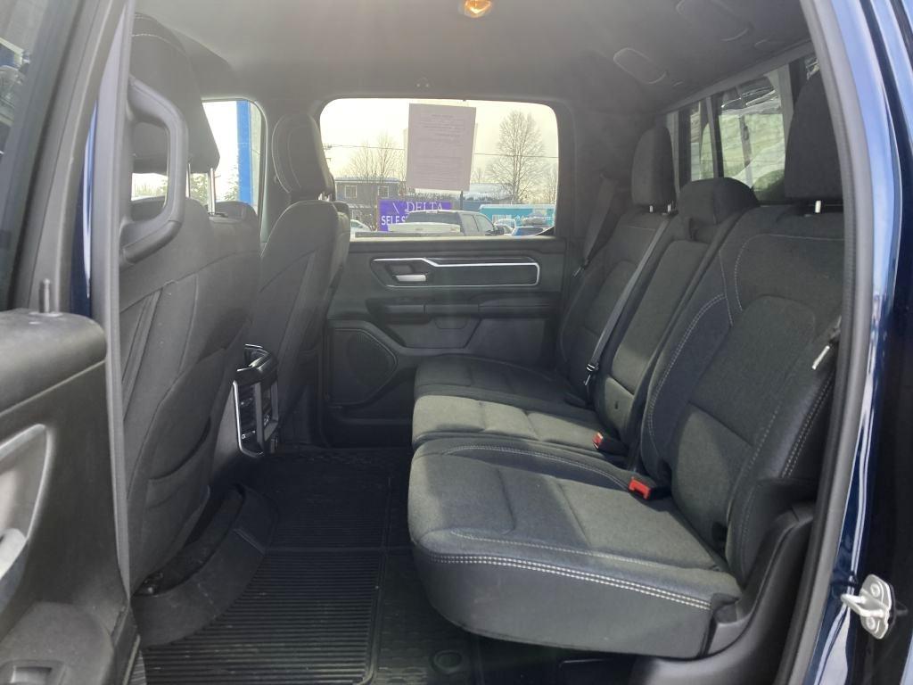 RAM 1500 Big Horn Crew Cab SWB 4WD 2020