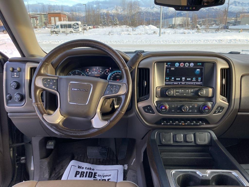 GMC Sierra 1500 Denali Crew Cab Long Box 4WD 2018