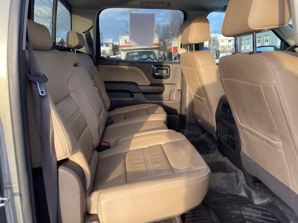 GMC Sierra 1500 Denali Crew Cab Long Box 4WD 2018