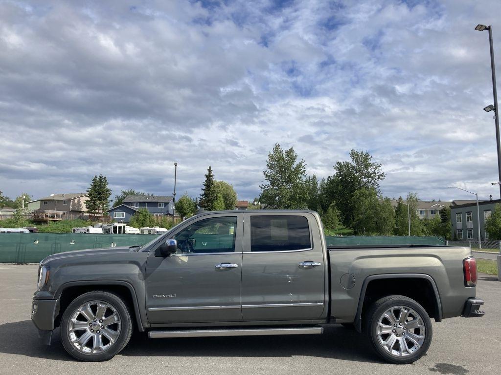 GMC Sierra 1500 Denali Crew Cab Long Box 4WD 2018