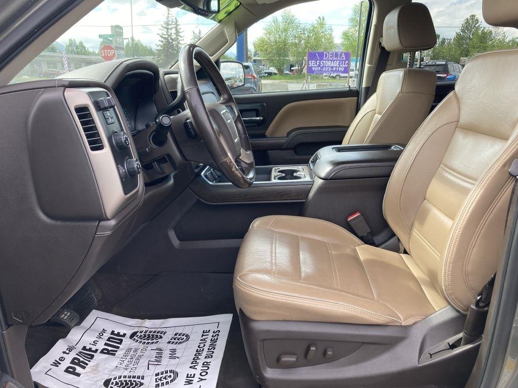 GMC Sierra 1500 Denali Crew Cab Long Box 4WD 2018