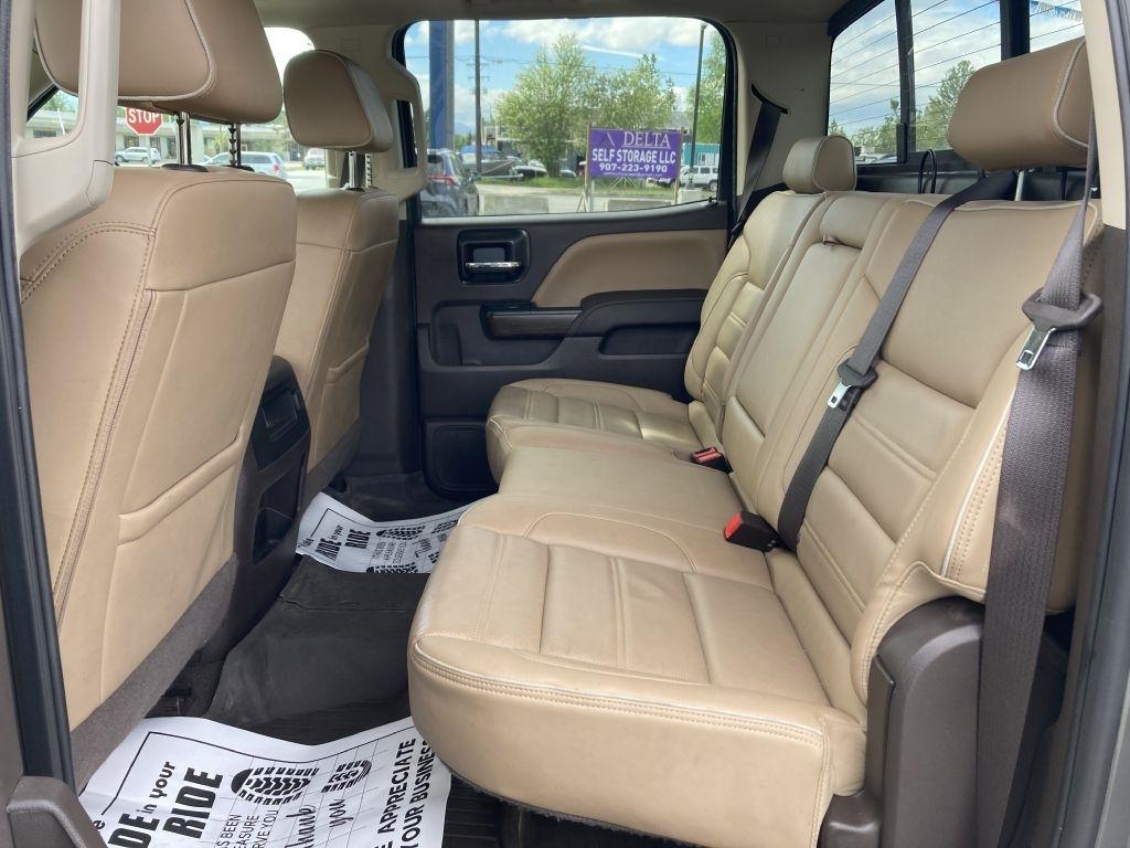 GMC Sierra 1500 Denali Crew Cab Long Box 4WD 2018