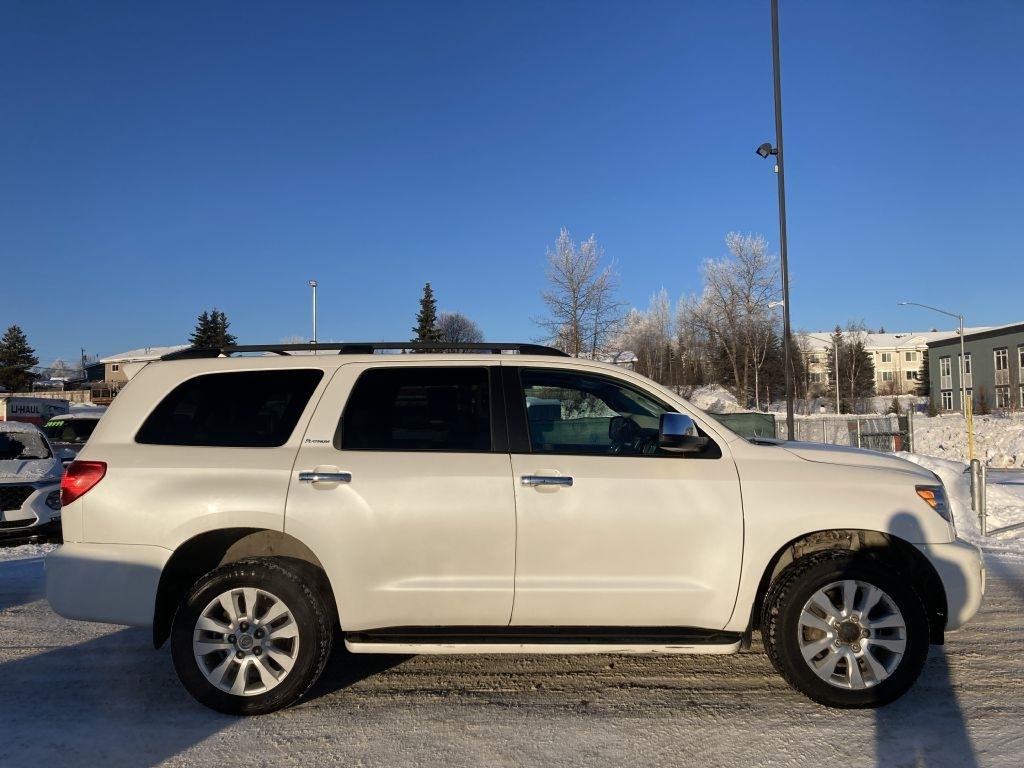 Toyota Sequoia Plantium 4WD 2014