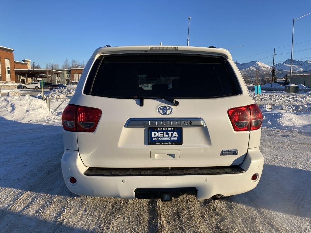 Toyota Sequoia Plantium 4WD 2014