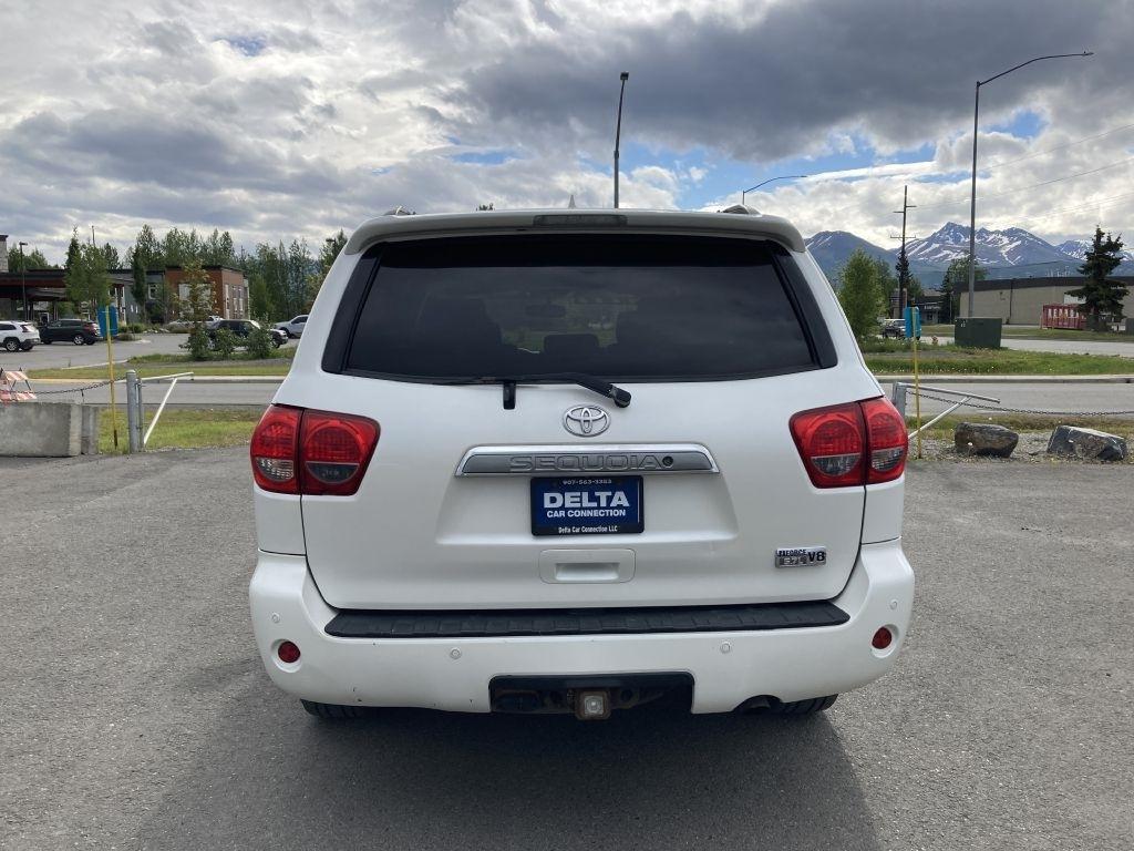 Toyota Sequoia Plantium 4WD 2014