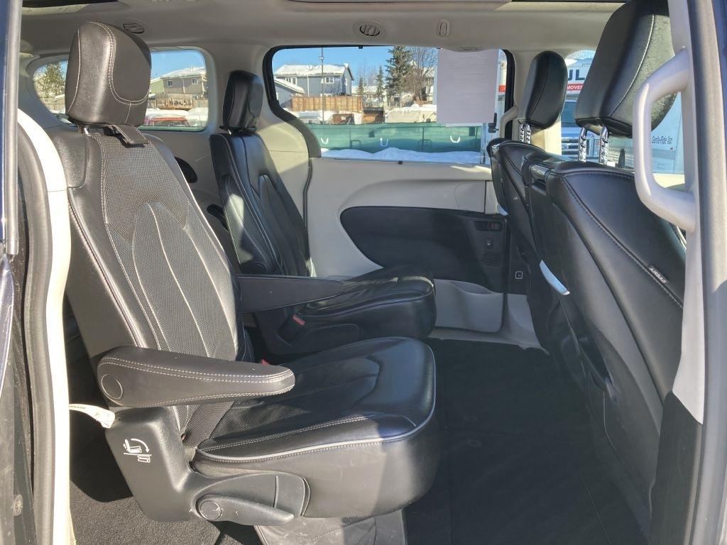 Chrysler Pacifica Limited 2018